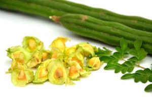 IS MORINGA GOOD FOR WOMEN?