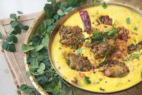 Moringa Kadhi Pakora